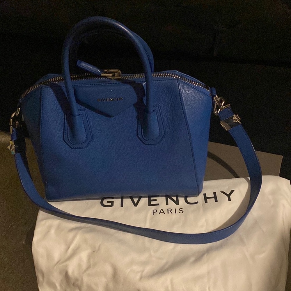 Givenchy Antigona purse